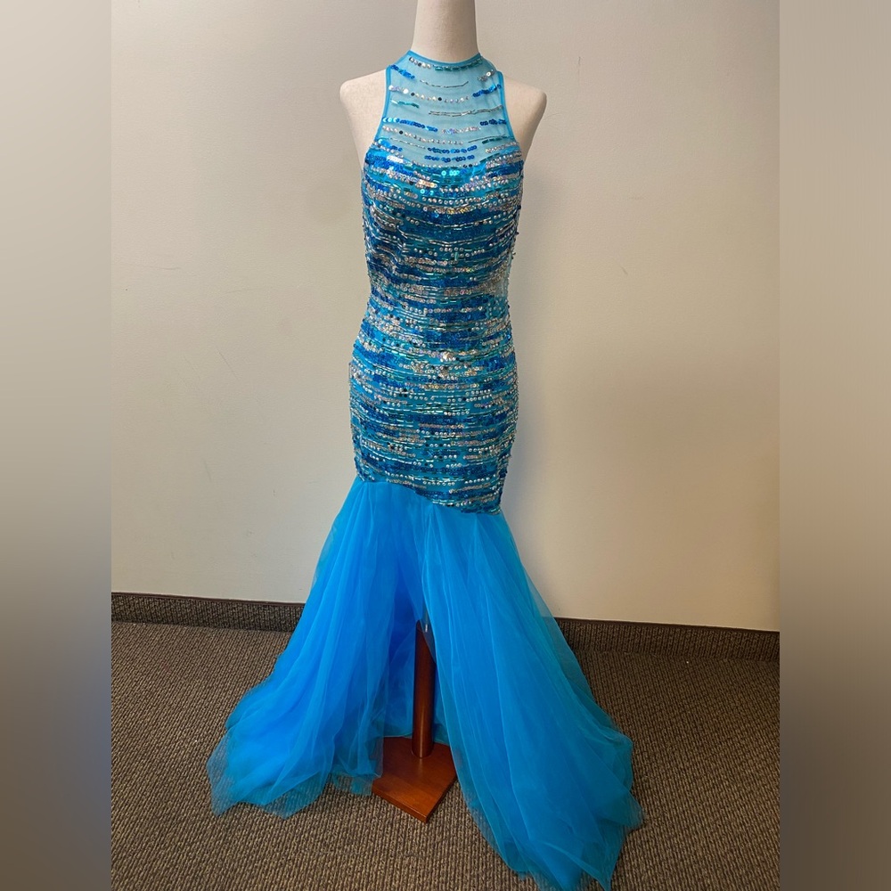 NWT Party Time Formal 6517 - Sz 4 - Turquoise- Sleeveless / Backless